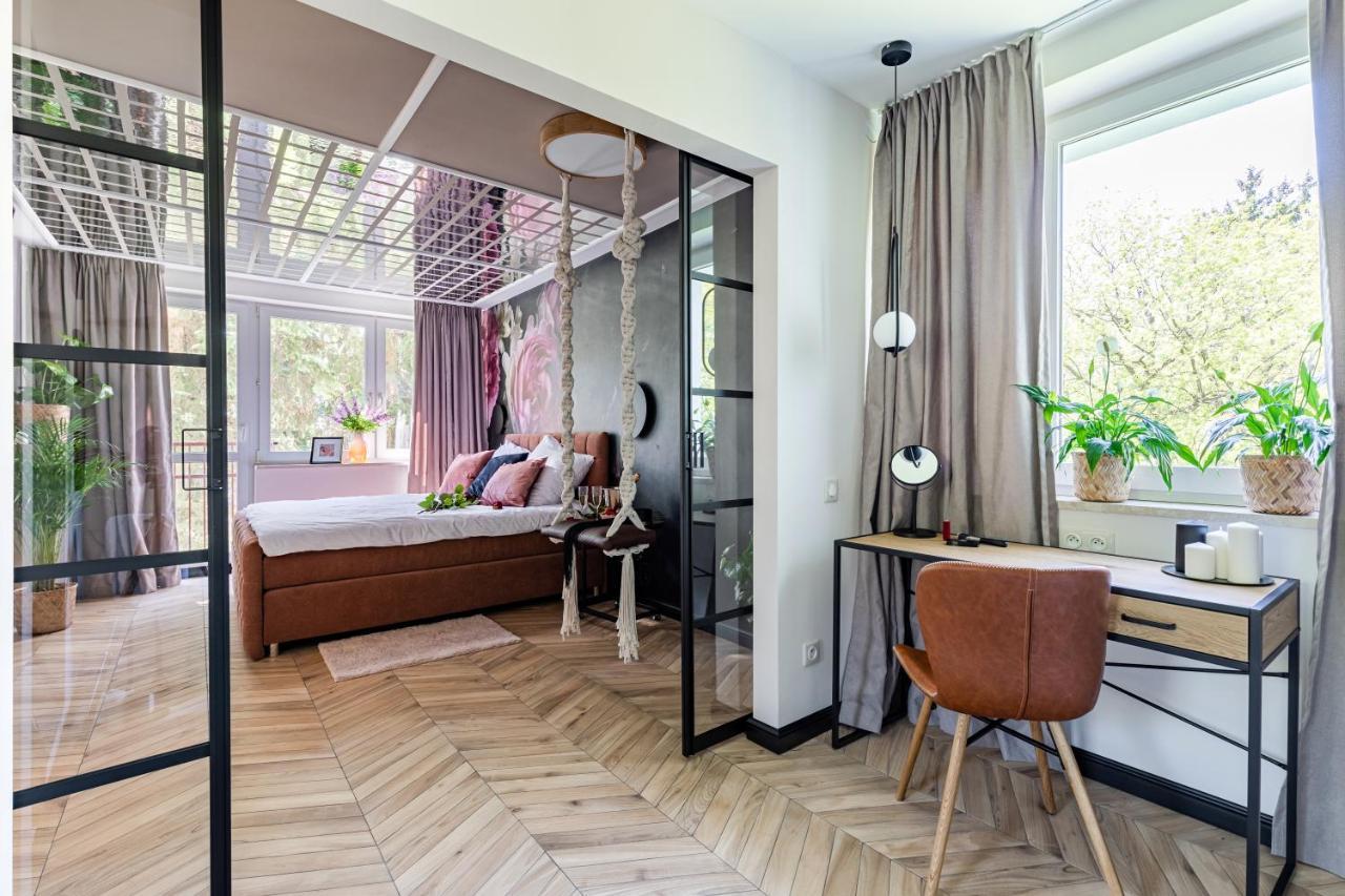 Secret Garden Apartment Варшава Екстер'єр фото