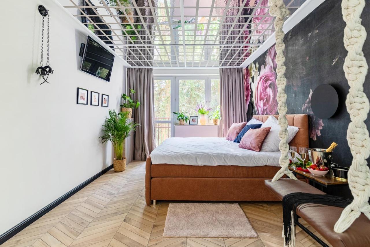 Secret Garden Apartment Варшава Екстер'єр фото